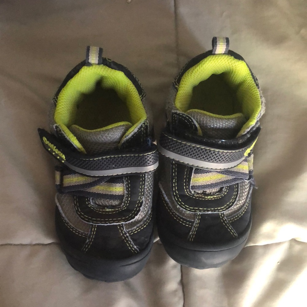 Oshkosh shoes
